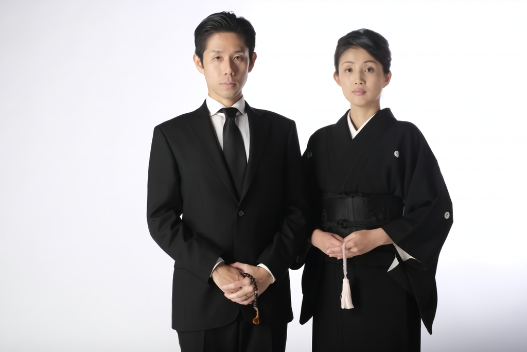 お葬式に参列する際の最低限の持ち物や持っていれば便利なもの